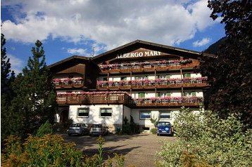 Itálie Hotel Pera di Fassa, Exteriér